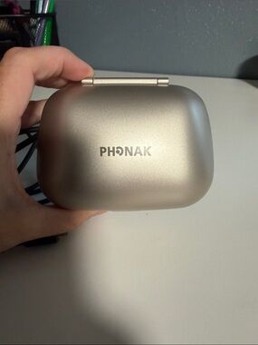 Phonak hearing aid charger